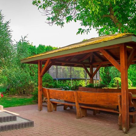 Dom Pod Orzechami Apartment Naleczow Luaran gambar